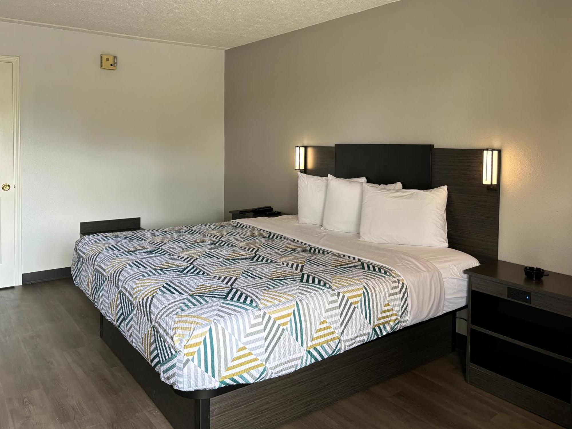 Motel 6 Richmond, Ky Eku Campus Area Екстериор снимка