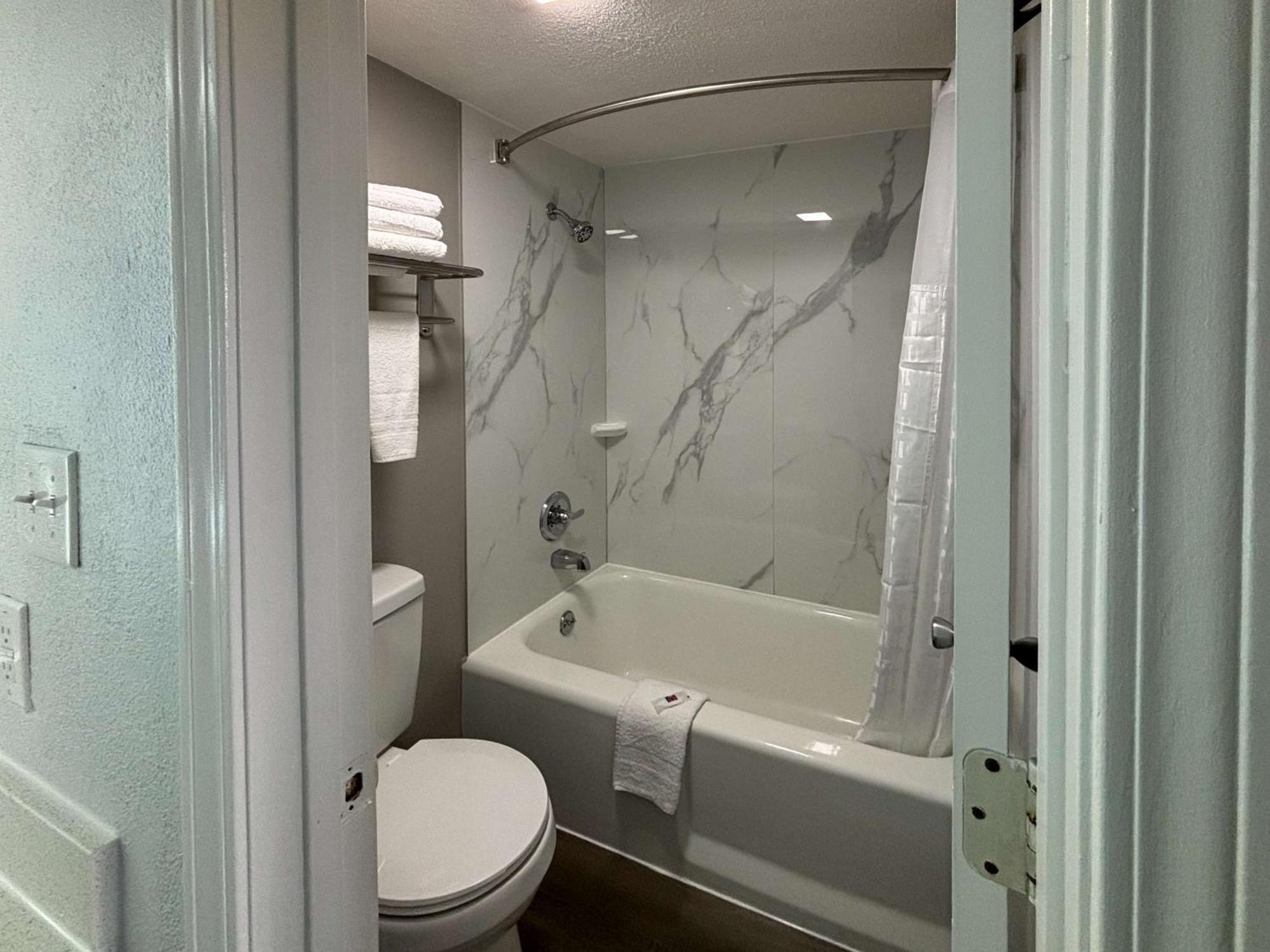 Motel 6 Richmond, Ky Eku Campus Area Екстериор снимка