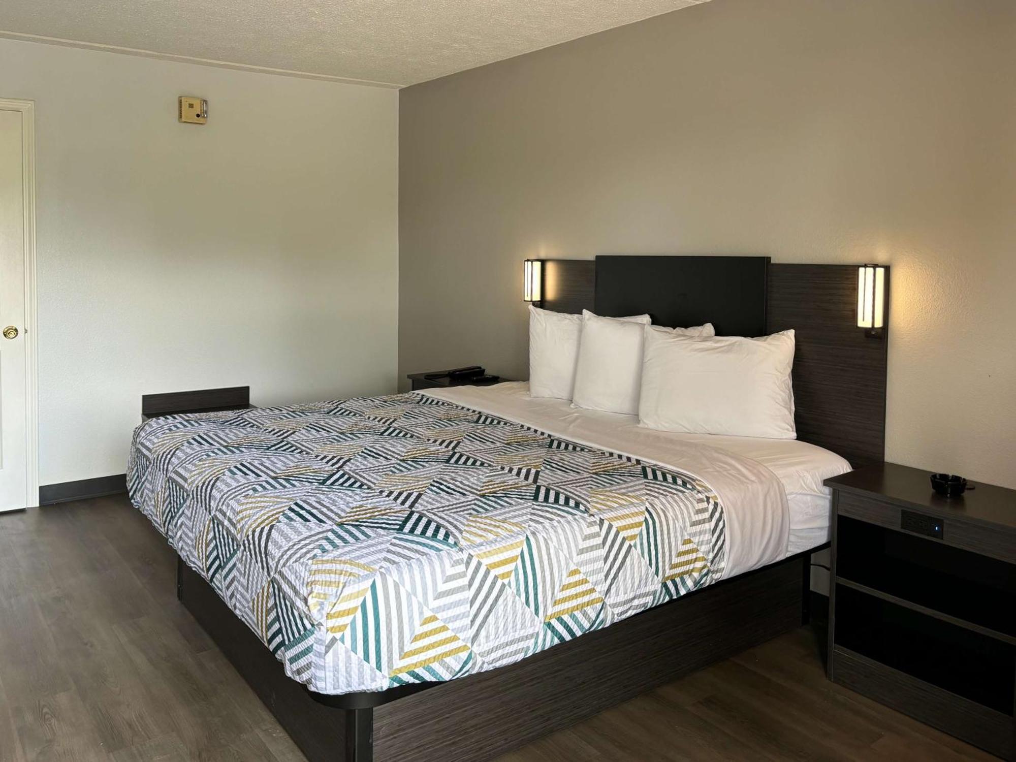 Motel 6 Richmond, Ky Eku Campus Area Екстериор снимка