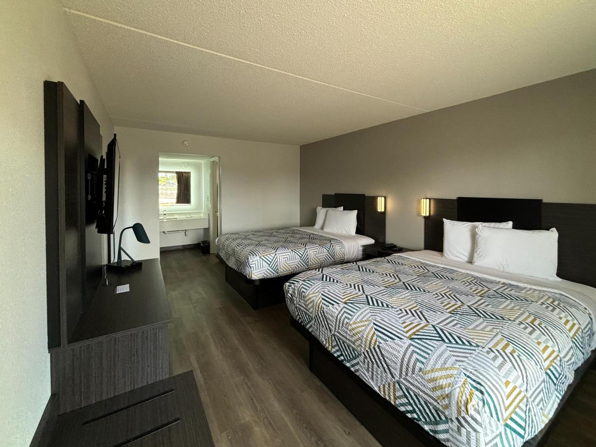 Motel 6 Richmond, Ky Eku Campus Area Екстериор снимка