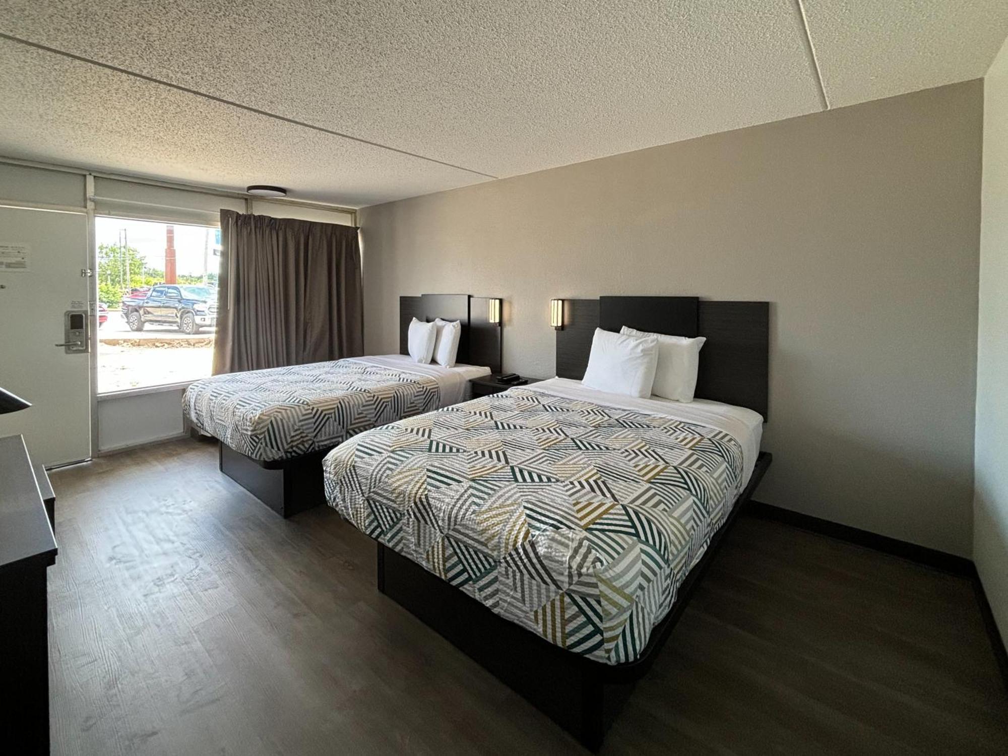 Motel 6 Richmond, Ky Eku Campus Area Екстериор снимка